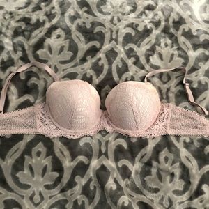 Victoria’s Secret - Wired Lightly Pink Laced Bra